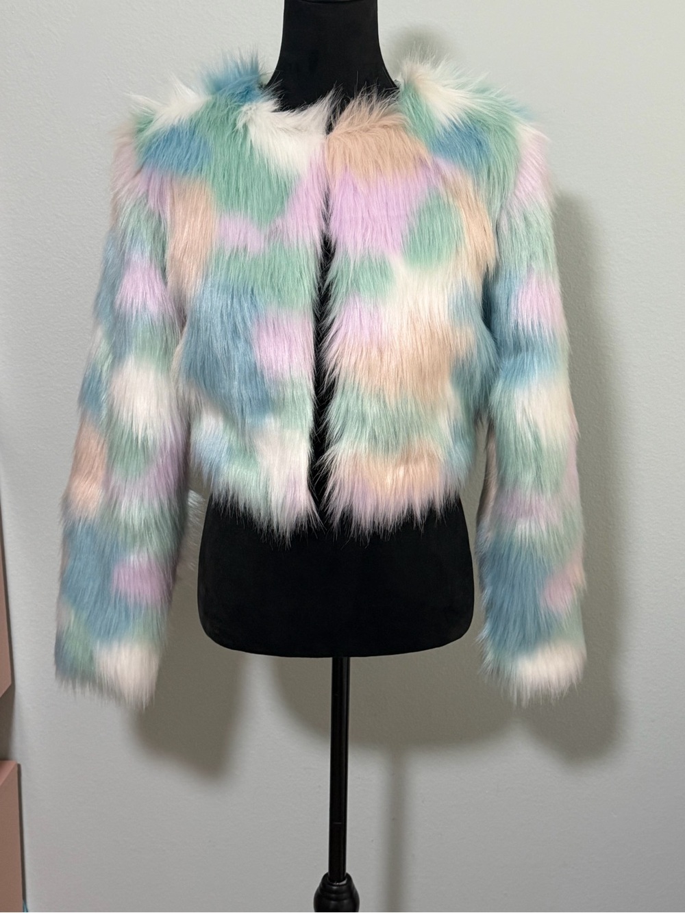 LENA *Like New* Multicolor Faux Fur Open Front Cropped Jacket - Small